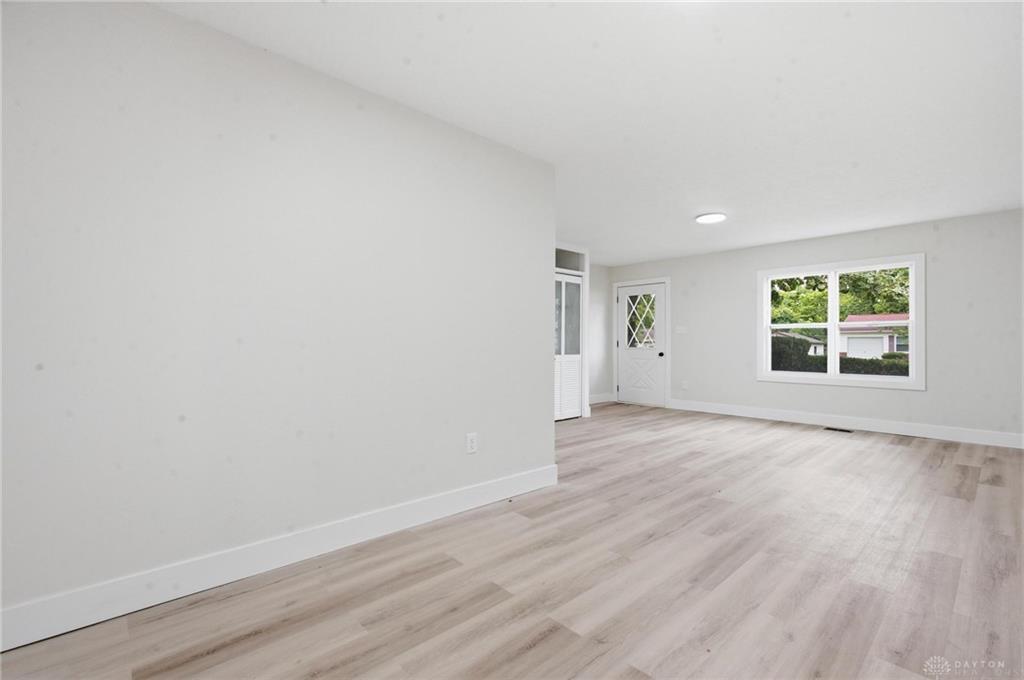 4089 Klepinger Property Photo 7