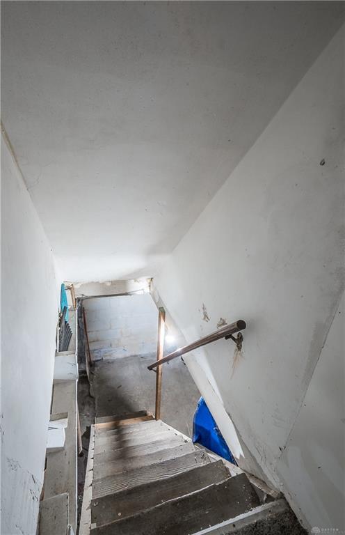 1705 Hillside Property Photo 13