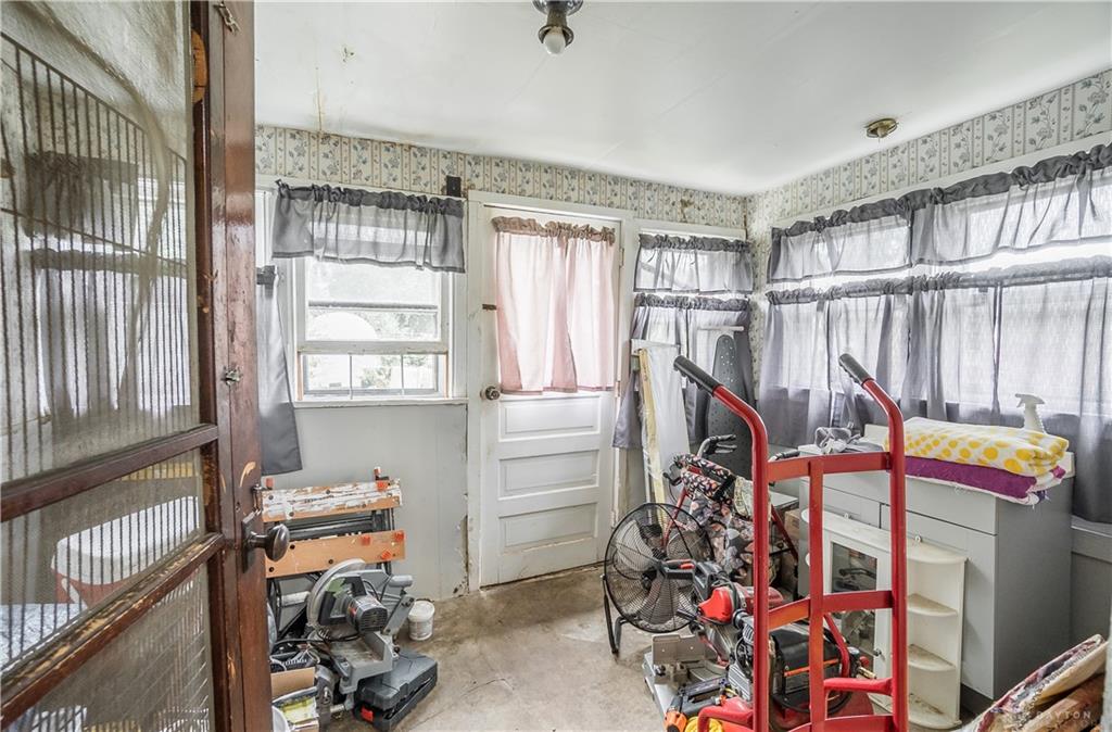 1705 Hillside Property Photo 16