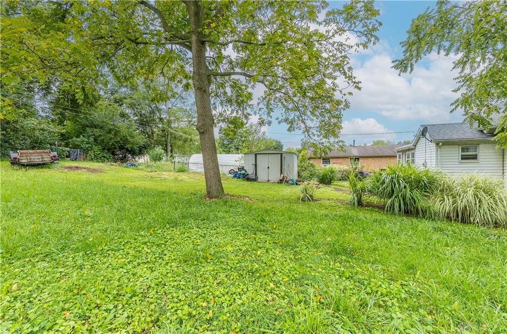 1705 Hillside Property Photo 19