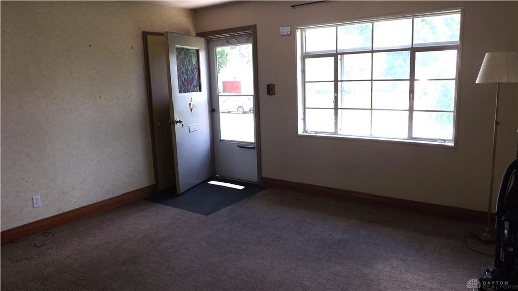 5857 Willaston Property Photo 3