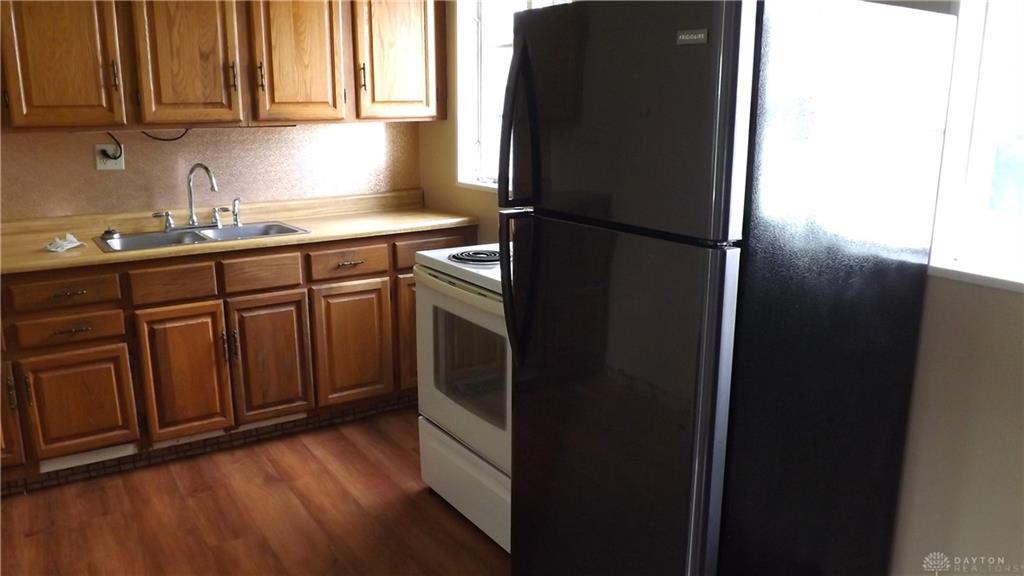 5857 Willaston Property Photo 12