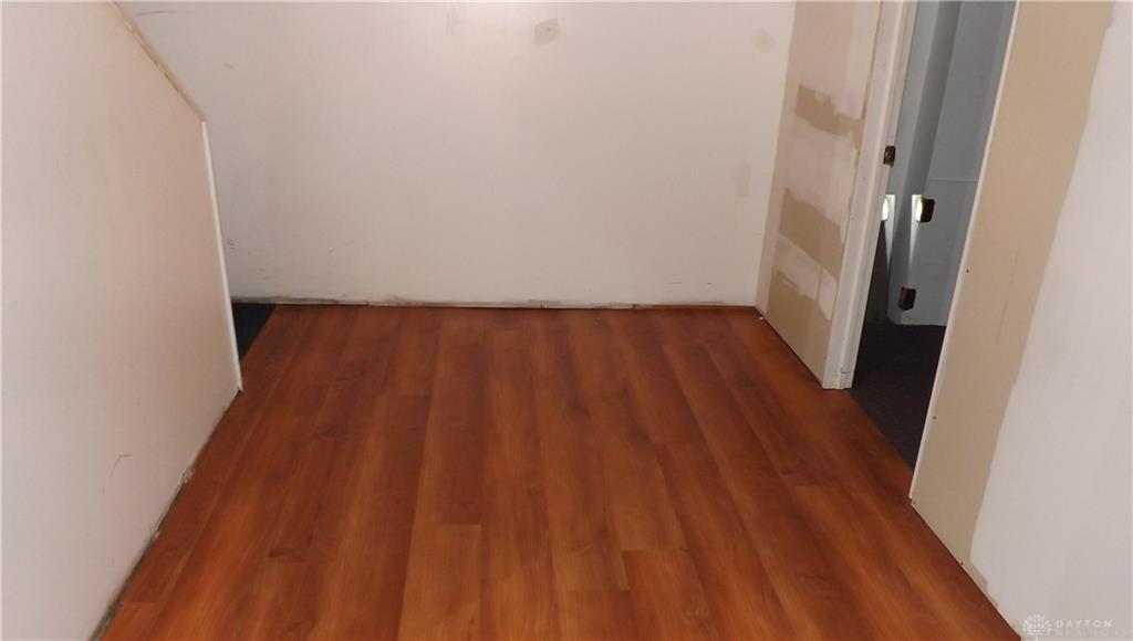 5857 Willaston Property Photo 15