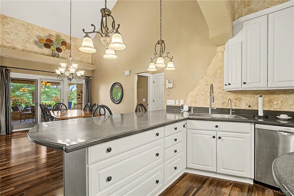 55 Pinehurst Property Photo 25