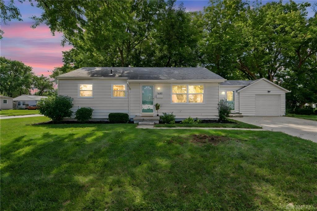 1651 Seabrook Property Photo 1