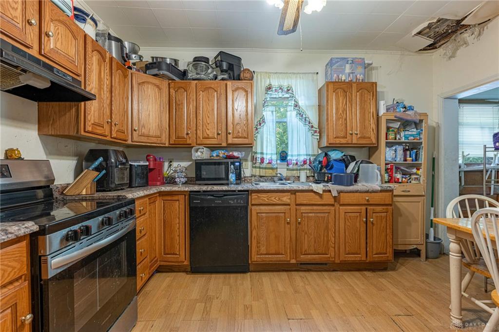72 Spring Property Photo 2