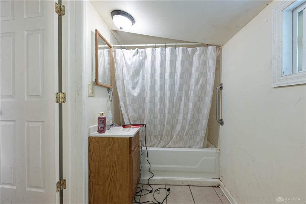 72 Spring Property Photo 3