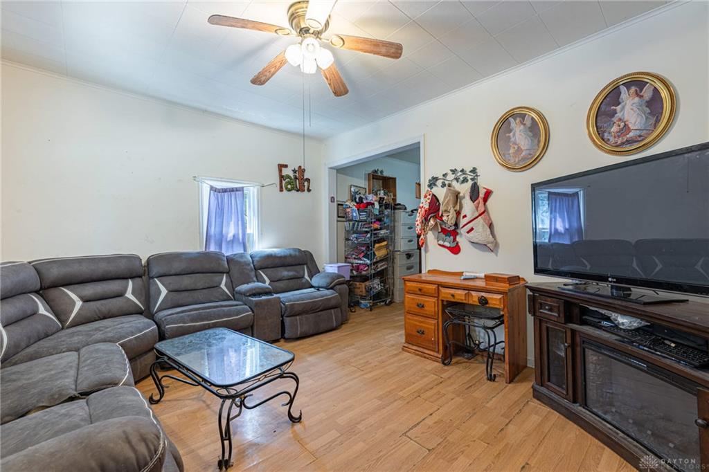 72 Spring Property Photo 4