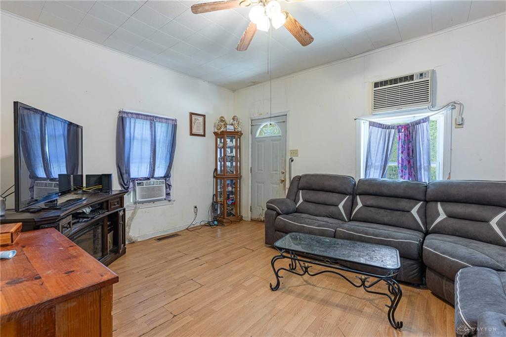 72 Spring Property Photo 5