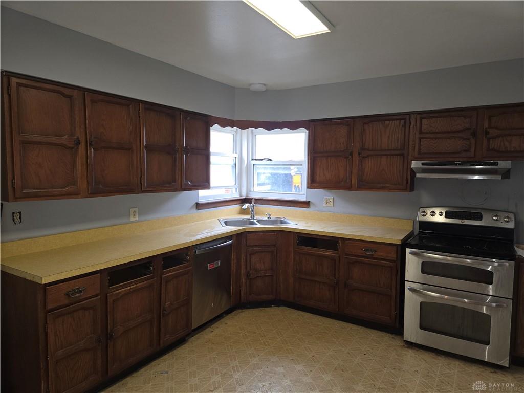 2404 Danube Property Photo 11