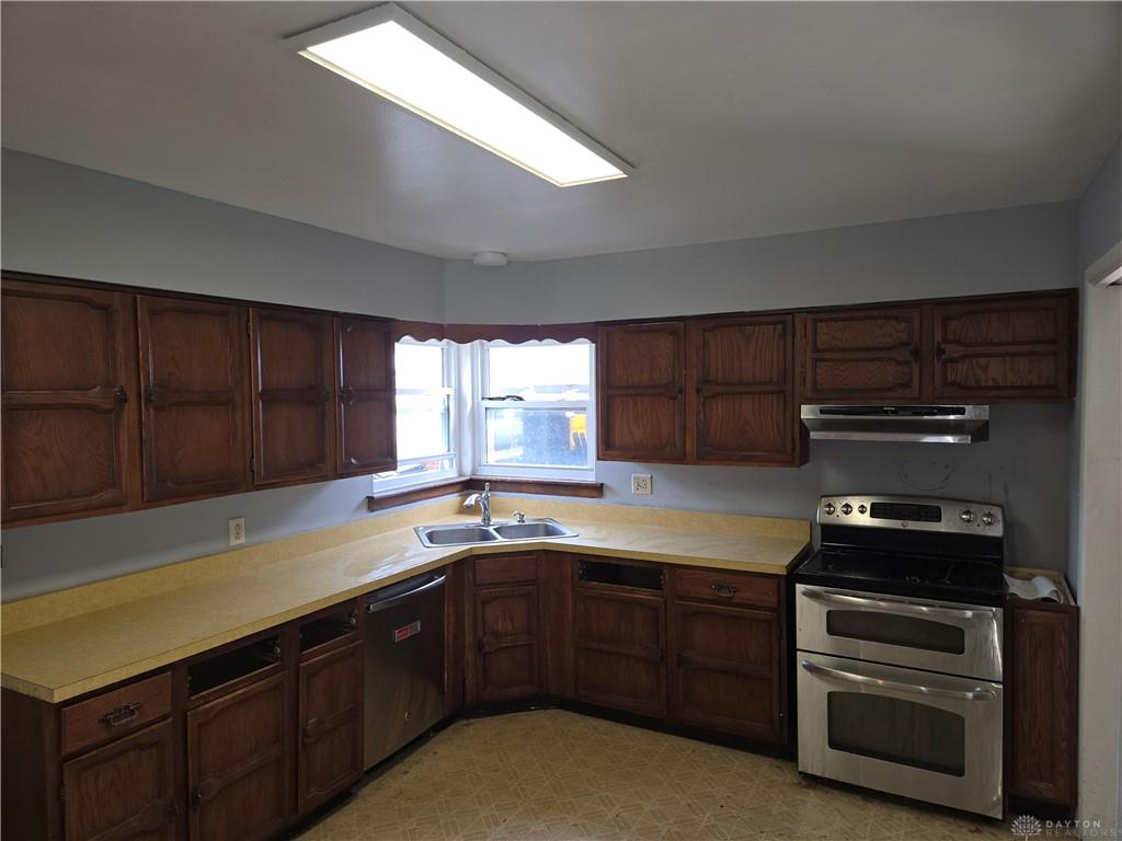 2404 Danube Property Photo 12
