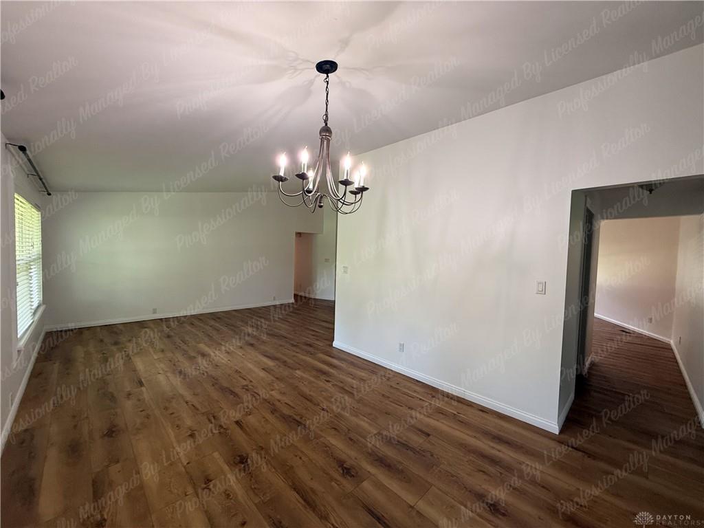 5551 Overbrooke Property Photo 13