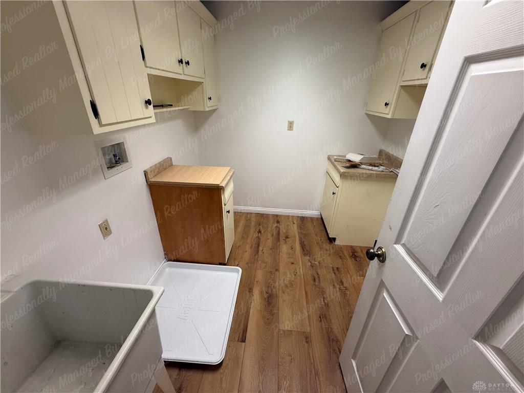 5551 Overbrooke Property Photo 15