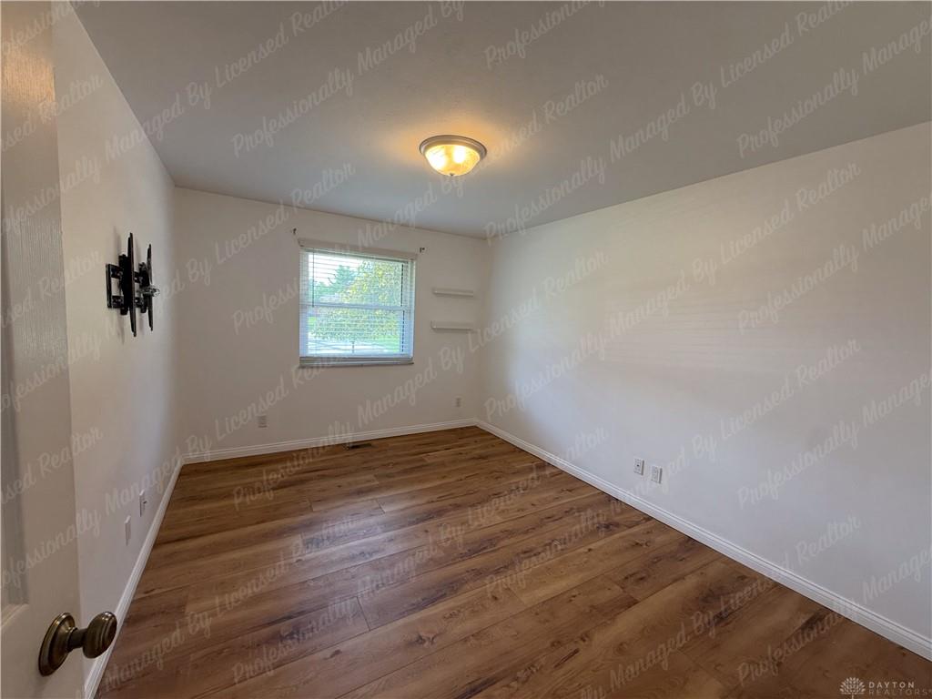 5551 Overbrooke Property Photo 25
