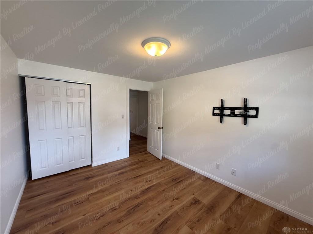 5551 Overbrooke Property Photo 27