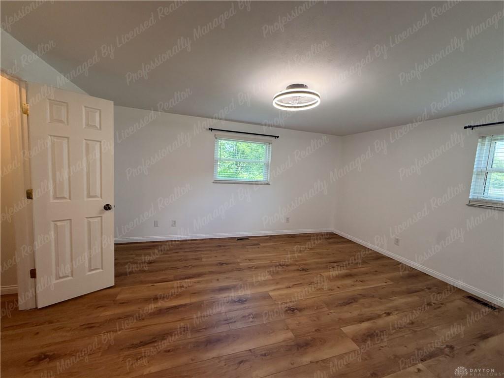 5551 Overbrooke Property Photo 35