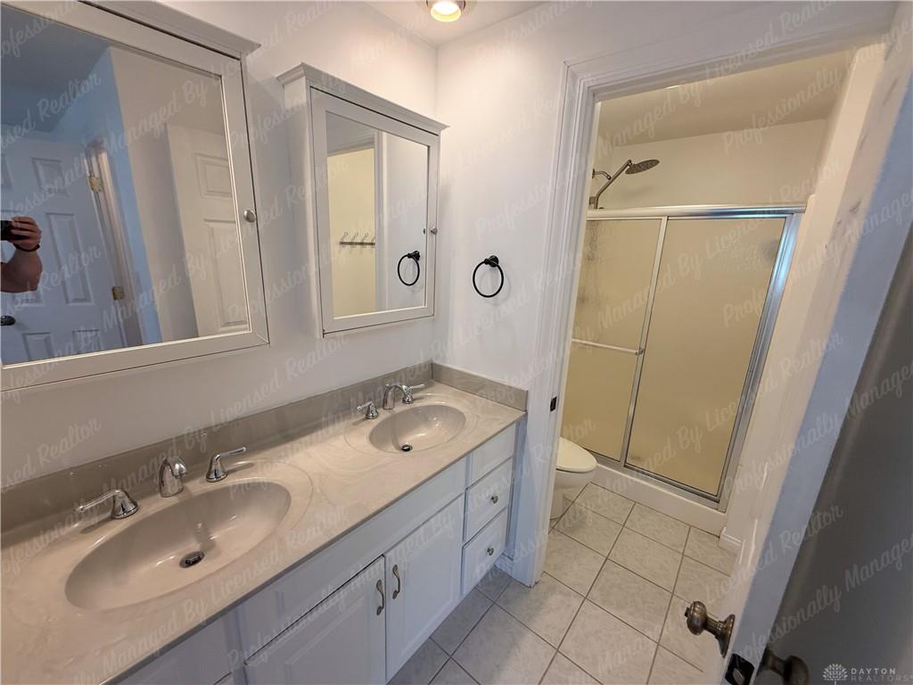 5551 Overbrooke Property Photo 38