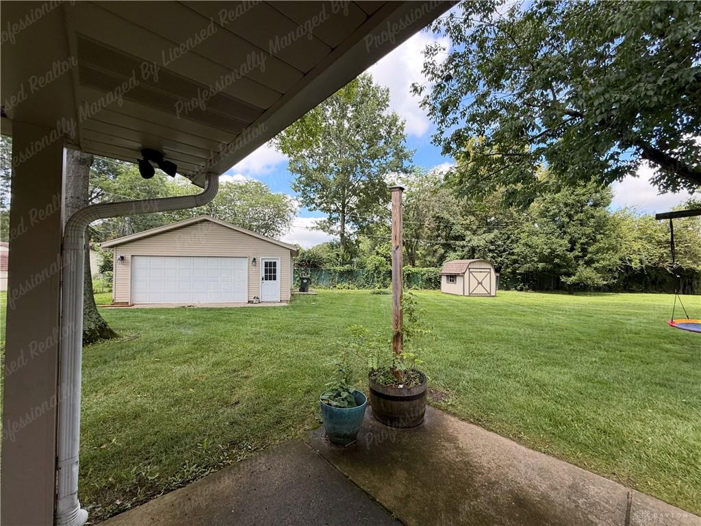 5551 Overbrooke Property Photo 40