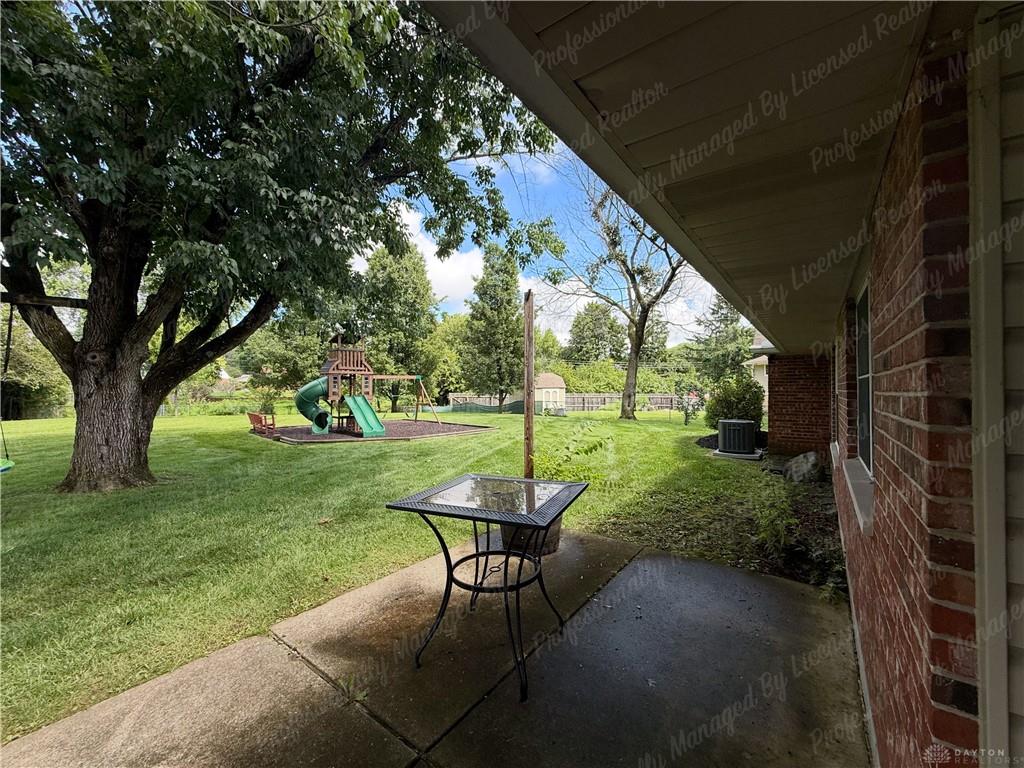 5551 Overbrooke Property Photo 41