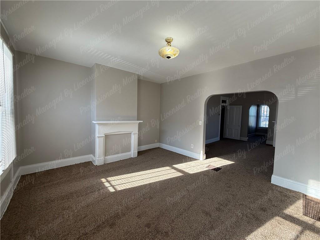 808 W North Property Photo 5
