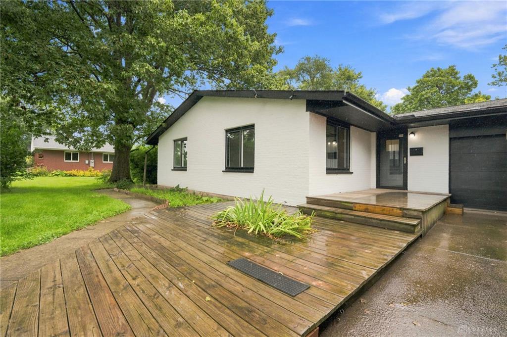 602 S 1st Property Photo 1