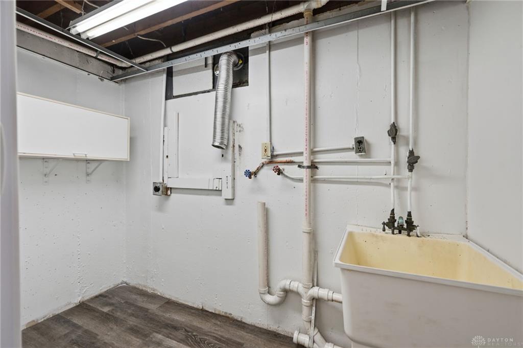 602 S 1st Property Photo 29