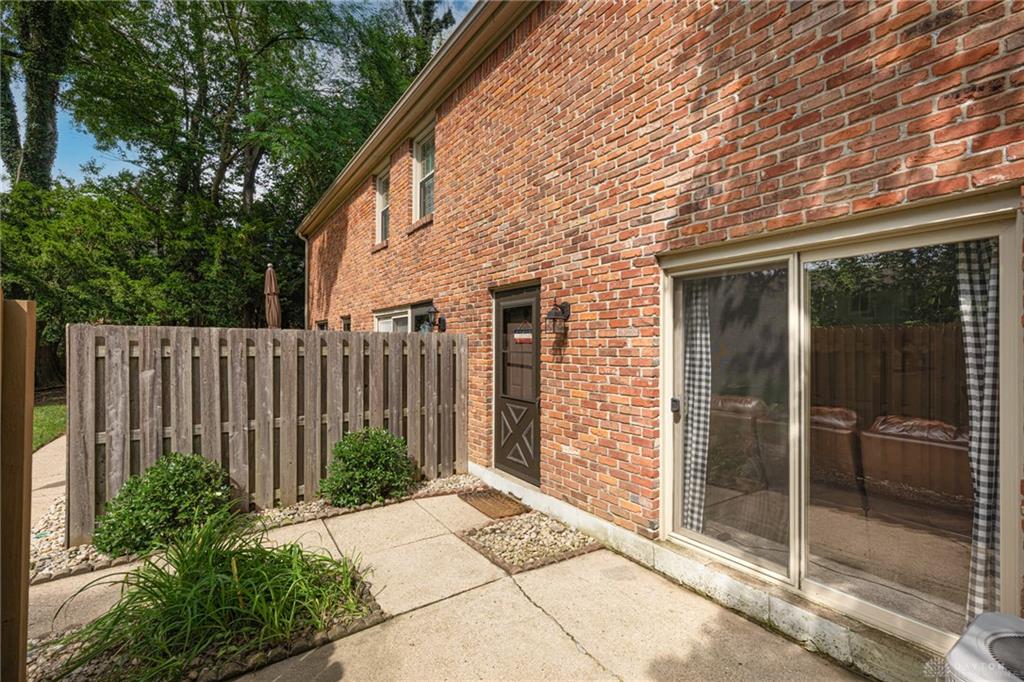 61 Winchester H Property Photo 20