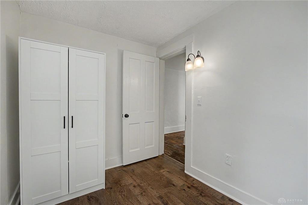 863 Sherman Property Photo 31