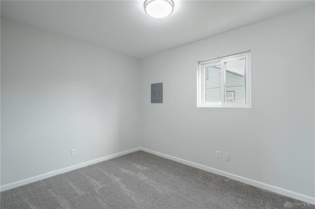 208 W Circle Property Photo 12