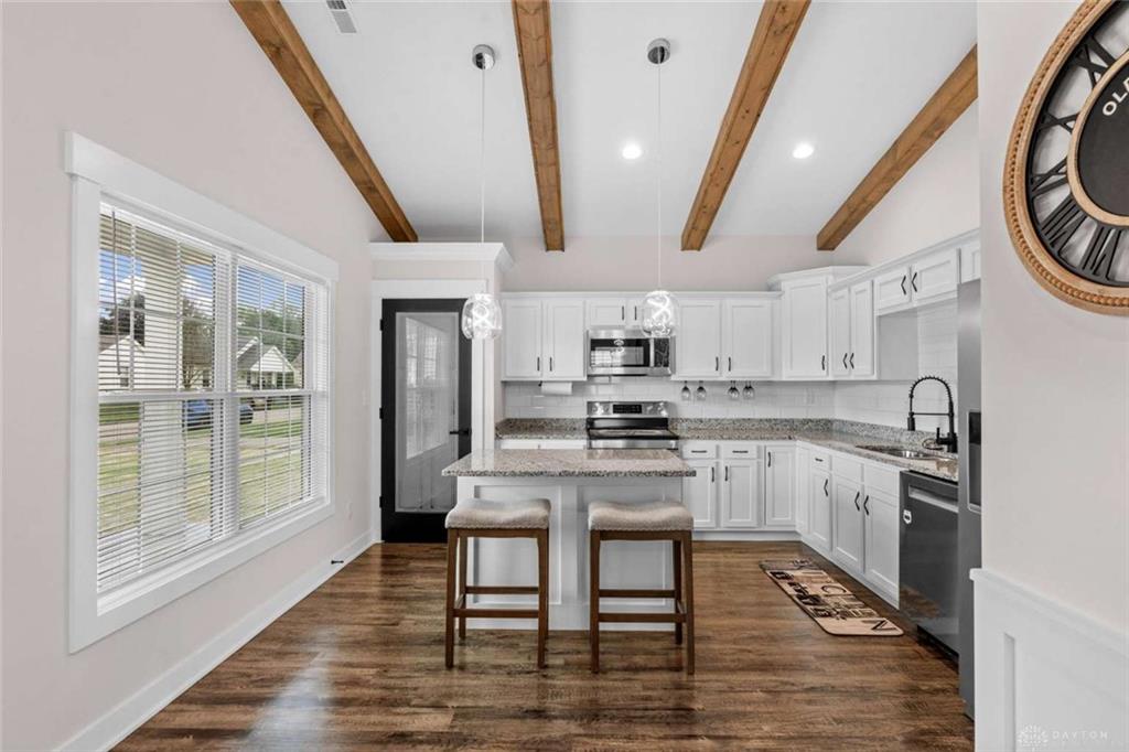 2113 Wayne Property Photo 6