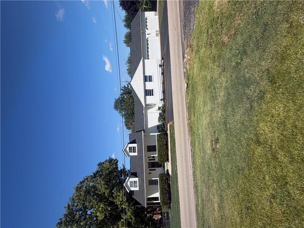 2143 Rector Property Photo 1