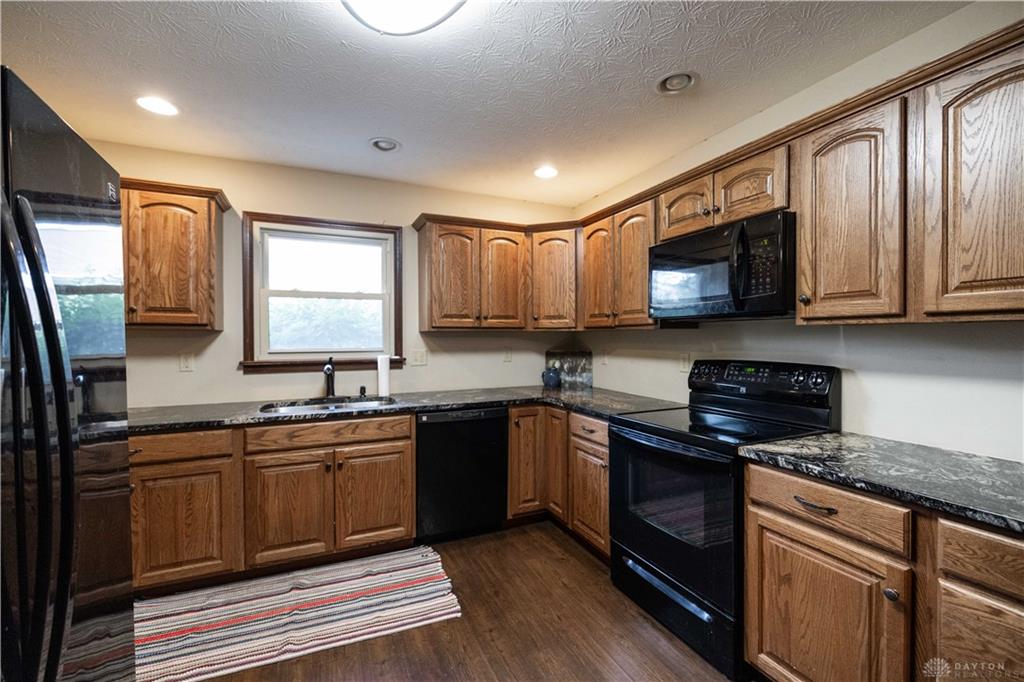 6300 Plateau Property Photo 8