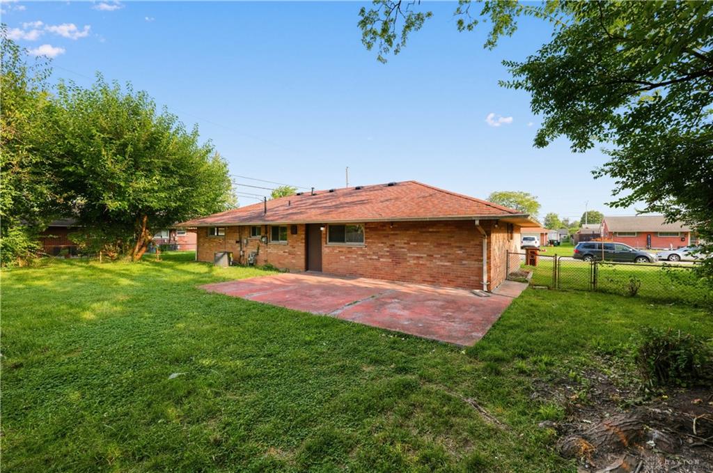 2236 Norway Property Photo 5