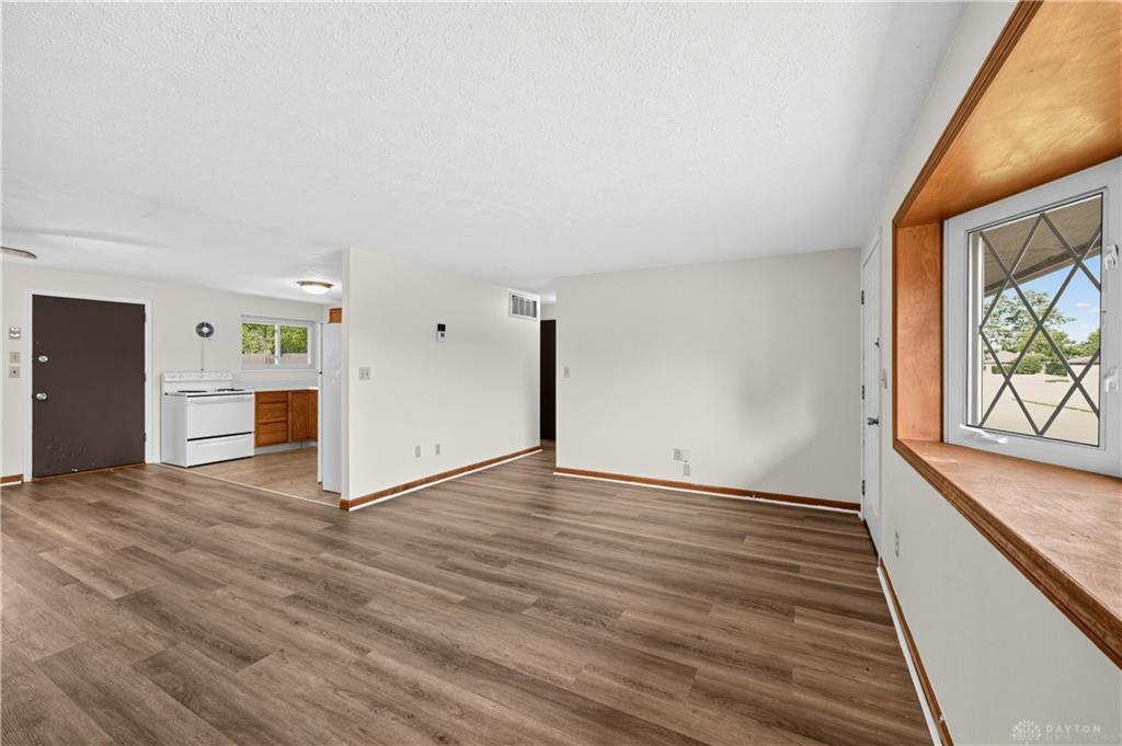 2236 Norway Property Photo 26