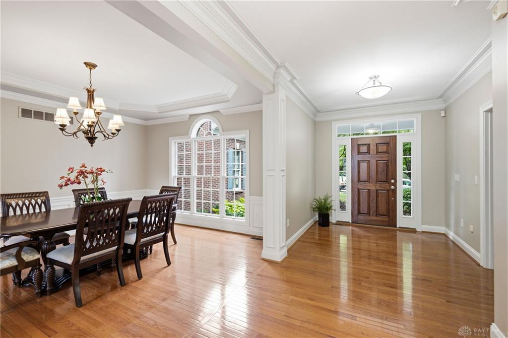 4727 Medallion Property Photo 8