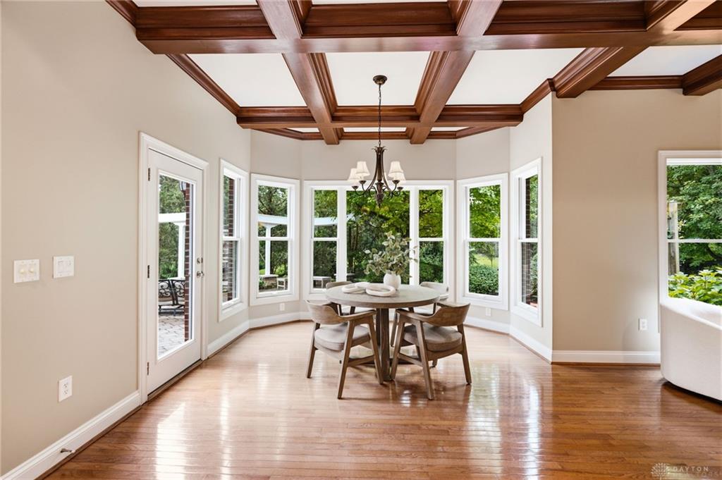 4727 Medallion Property Photo 22