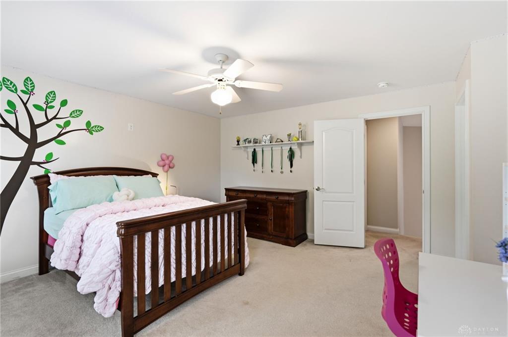 4727 Medallion Property Photo 46