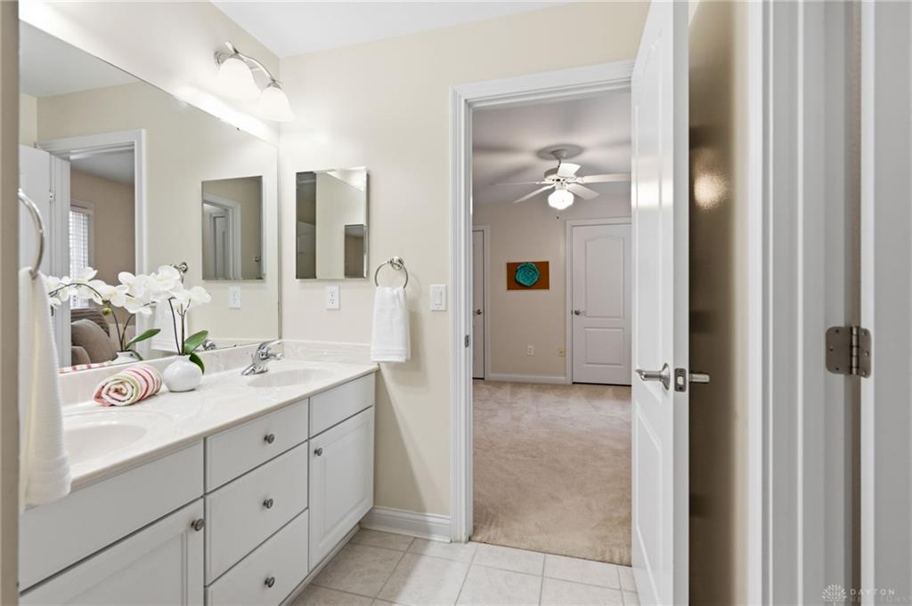 4727 Medallion Property Photo 47