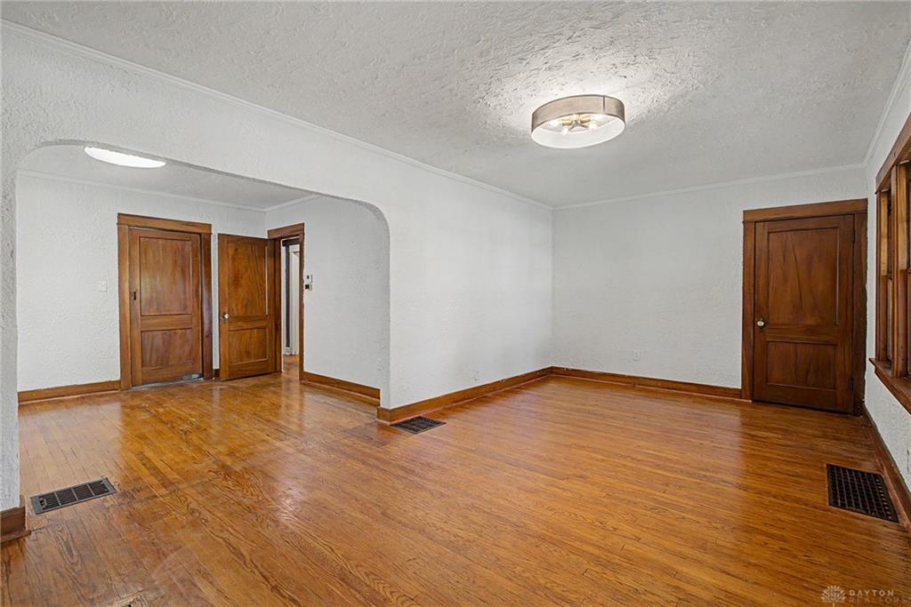 2134 Mapleview Property Photo 8