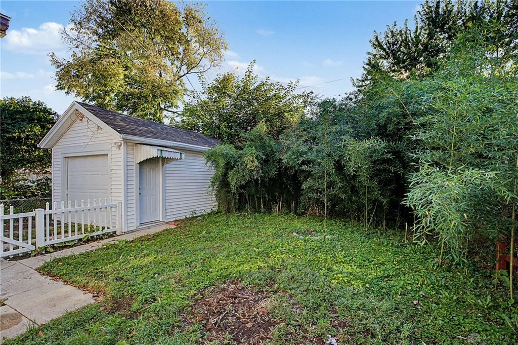2134 Mapleview Property Photo 34