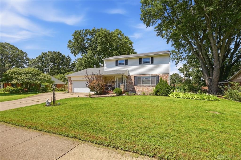 933 E David Property Photo 1