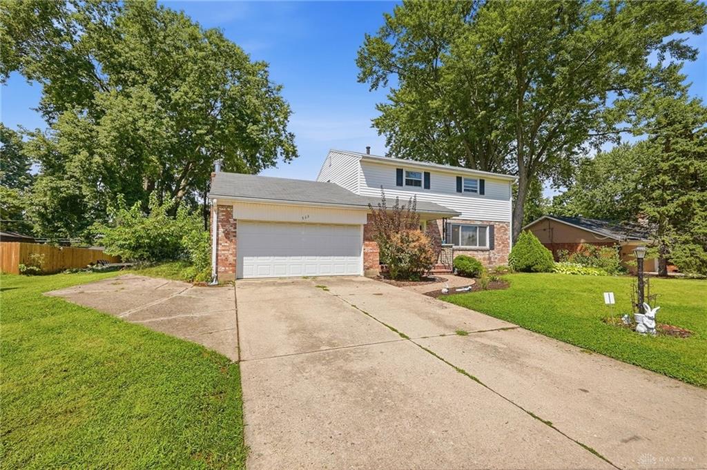 933 E David Property Photo 3