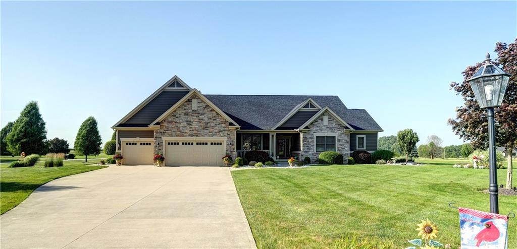 6414 Willow Lake Property Photo 1
