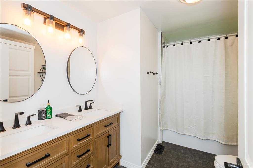 3548 Eastern Property Photo 34