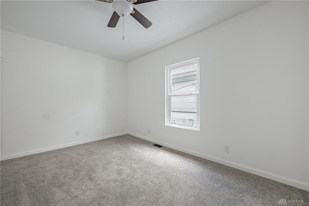 321 Deeds Ave Property Photo 11