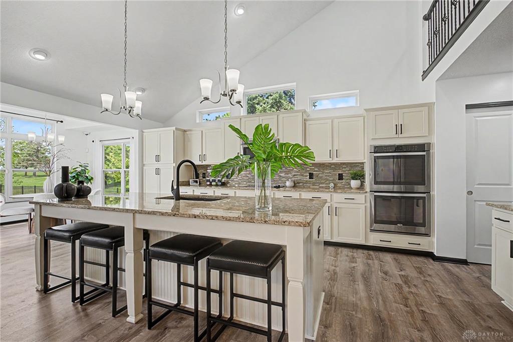 3401 Greycliff Property Photo 4