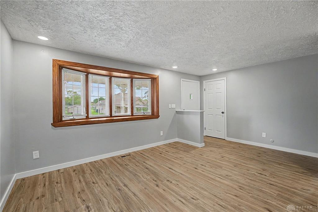 1021 Bethune Property Photo 9