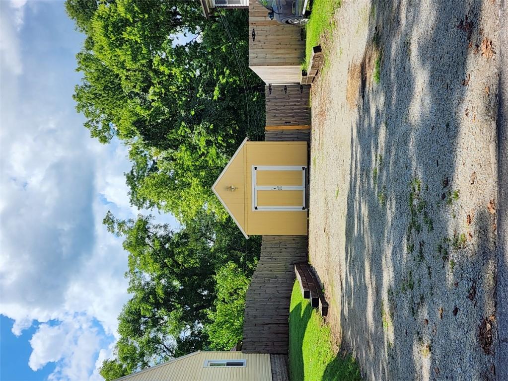 624 N West Property Photo 4