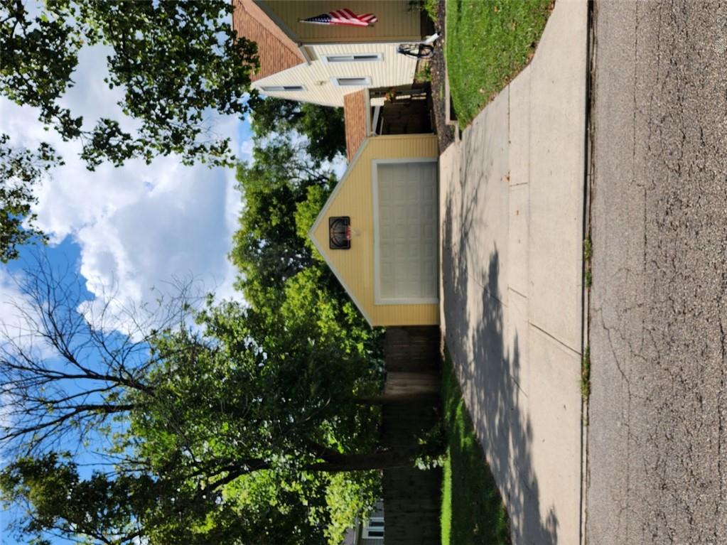 624 N West Property Photo 5