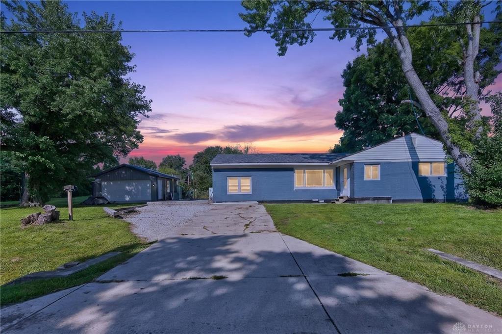 7835 Bertha Property Photo 1